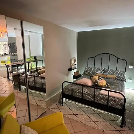 Apartment La Stanza Sul Porto *